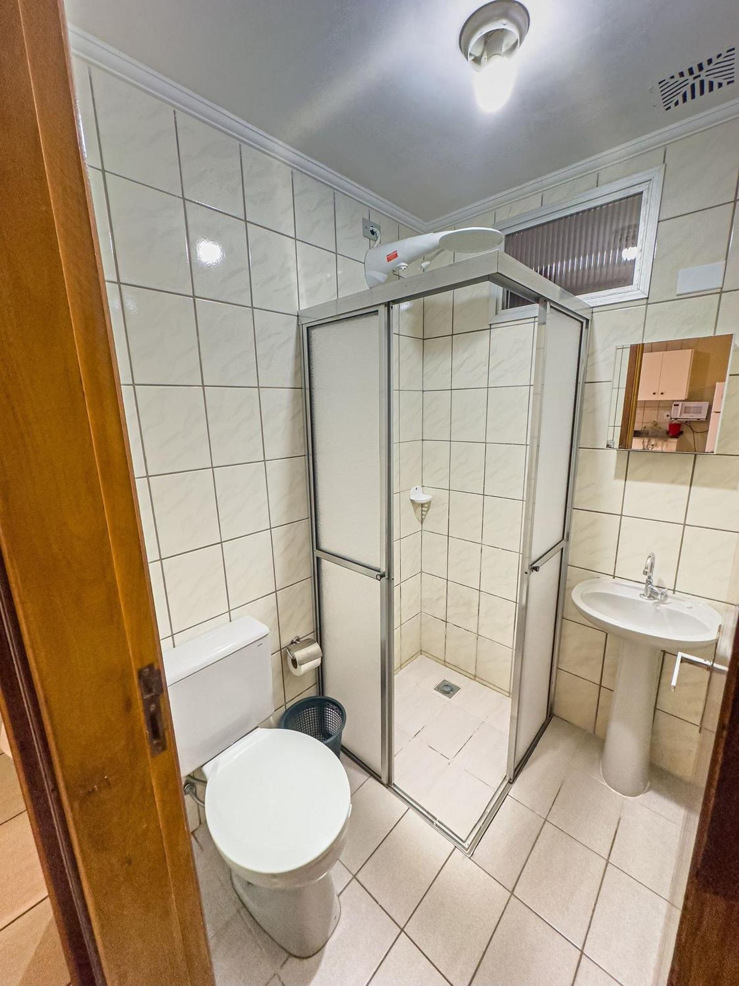 Apartamento Grande 2 Vagas Garagem Internet Wifi *